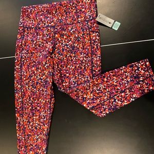 NWT Ideology Women's High Rise, Side Pockets Speckle Berry 7/8 Leggings XL